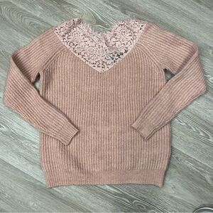 Vero Moda Lace V-neck Ribbed Knit in Dust Pink